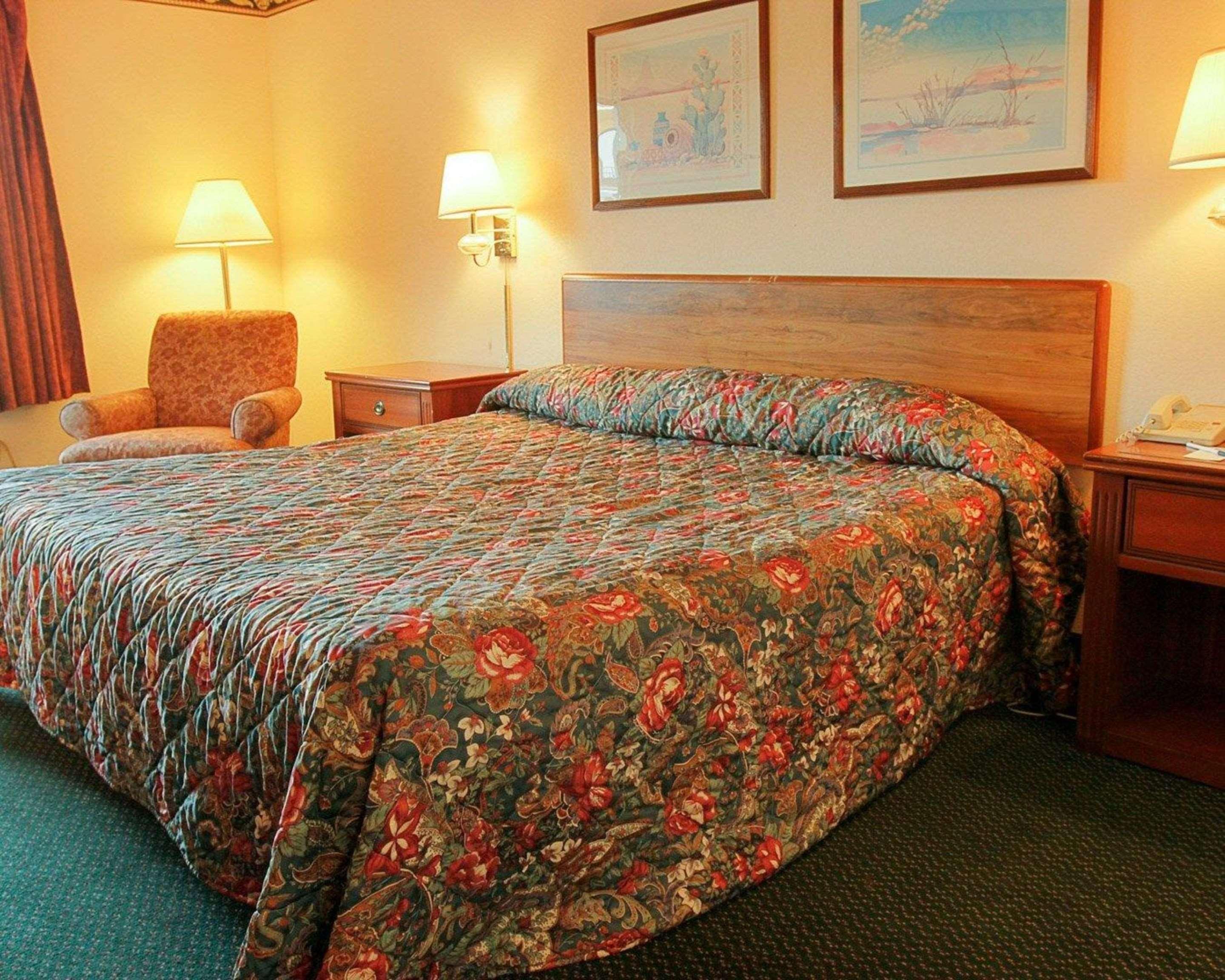 Rodeway Inn Greenwood Exterior foto