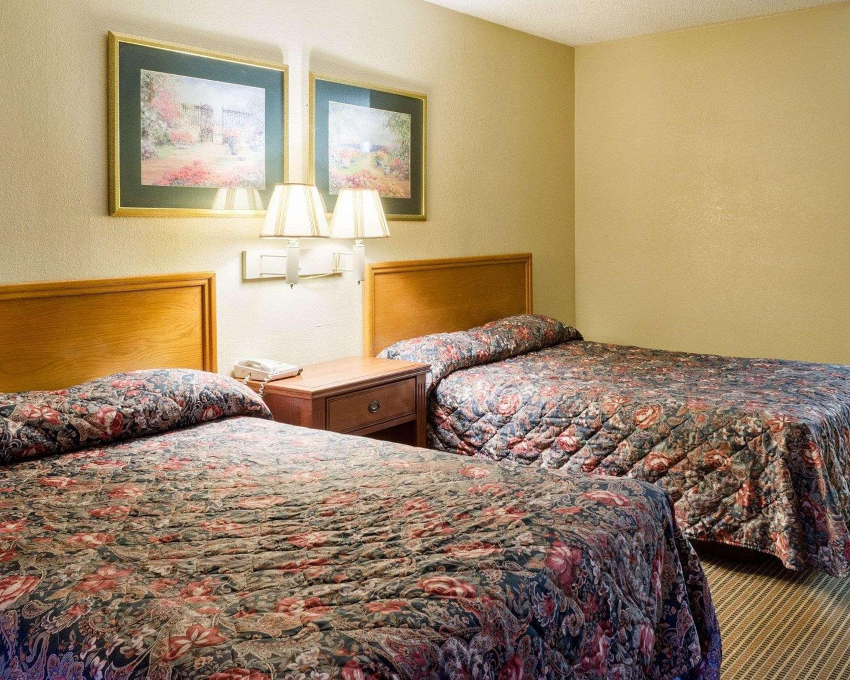 Rodeway Inn Greenwood Exterior foto